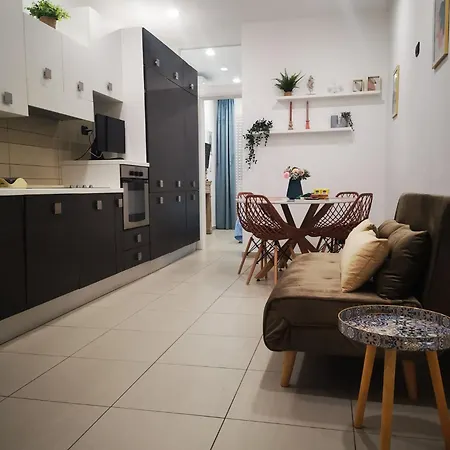 Anthea 2 House Hébergement de vacances Pouzzoles