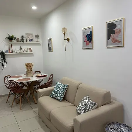 Anthea 2 House Casa vacanze *